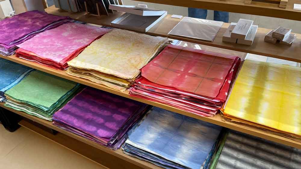 カラフルな和紙